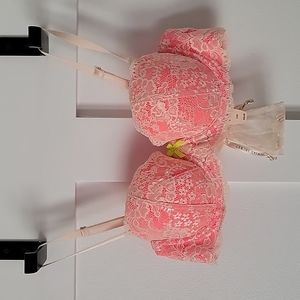 Victoria's Secret 34B bra